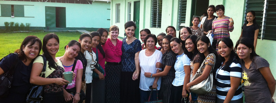 Tonya McCormick with Philippine Ladies